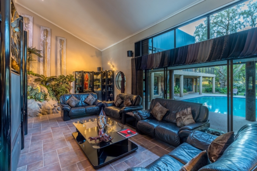 8 Bedroom Property for Sale in Die Boord Western Cape